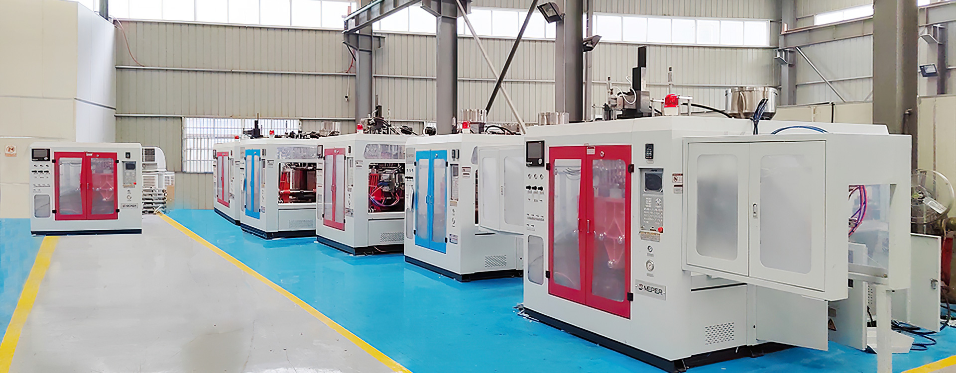 Analysis of the future trend of the blow molding machine industry