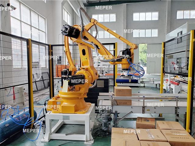 MEPER intelligence servo motor syste robot arm for carry plastic bottle hdpe drums package